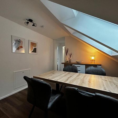 Moderne Ferienwohnung Fuer Familien Im Dachgeschoss Bosau Kültér fotó