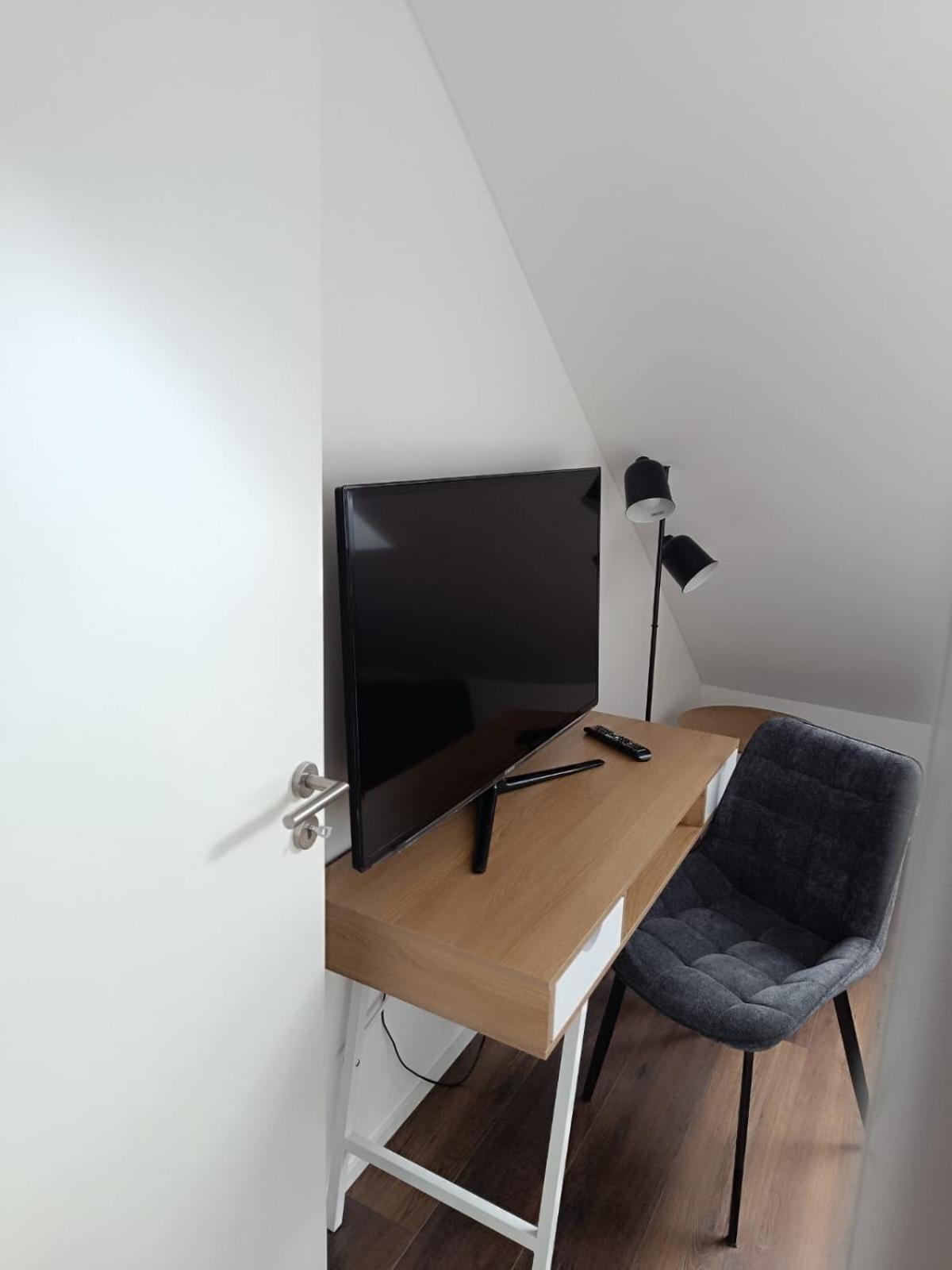 Moderne Ferienwohnung Fuer Familien Im Dachgeschoss Bosau Kültér fotó